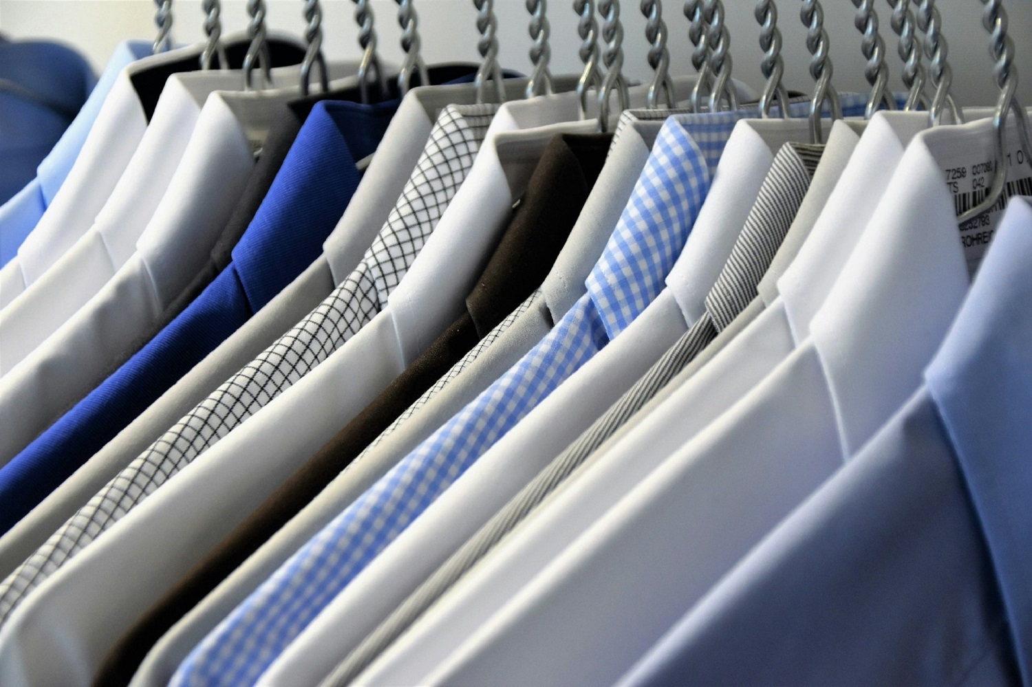 ZBB2445 Turnkey opportunity dry cleaners in Prime location