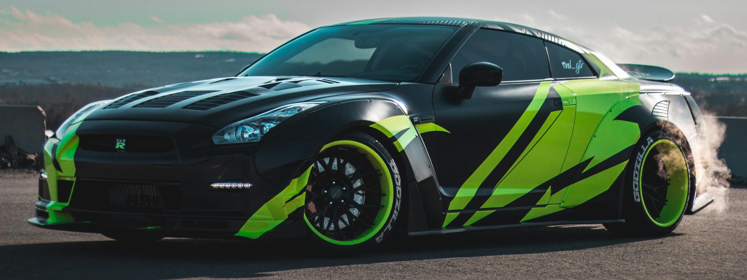 ZBB2464 Established Car Wrap & Graphics Business with 20-Year History